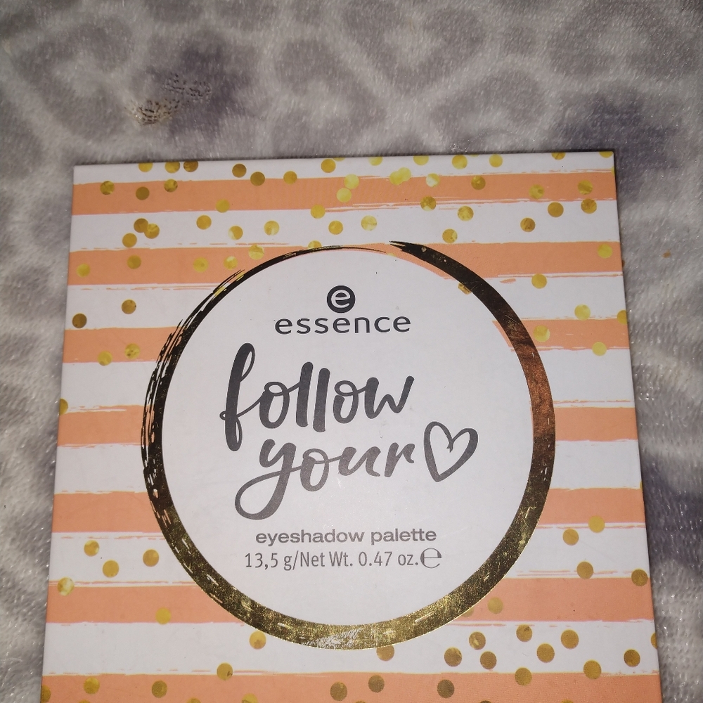 New Essence Follow Your Heart Eyeshadow Palette